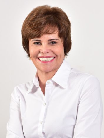 Patrícia Pequeno Costa Gomes de Aguiar